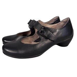 ECCO Mary Jane Pumps Womens Size 8.5 - 9 Black Round Toe Buckle Strap Comfort